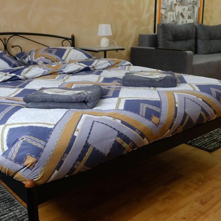 Uneed Rooms: Sky Kiev Exteriör bild