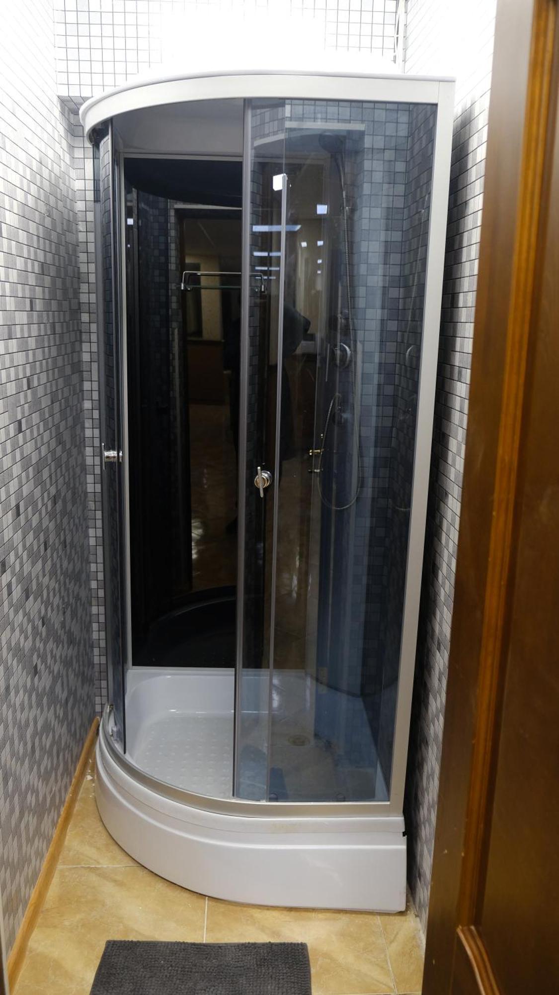 Uneed Rooms: Sky Kiev Exteriör bild
